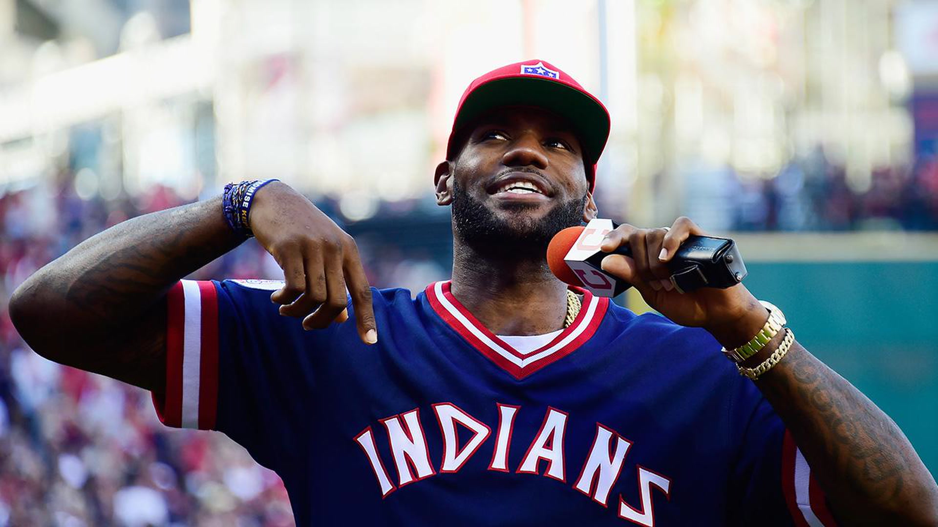 Lebron james in cubs jersey hotsell