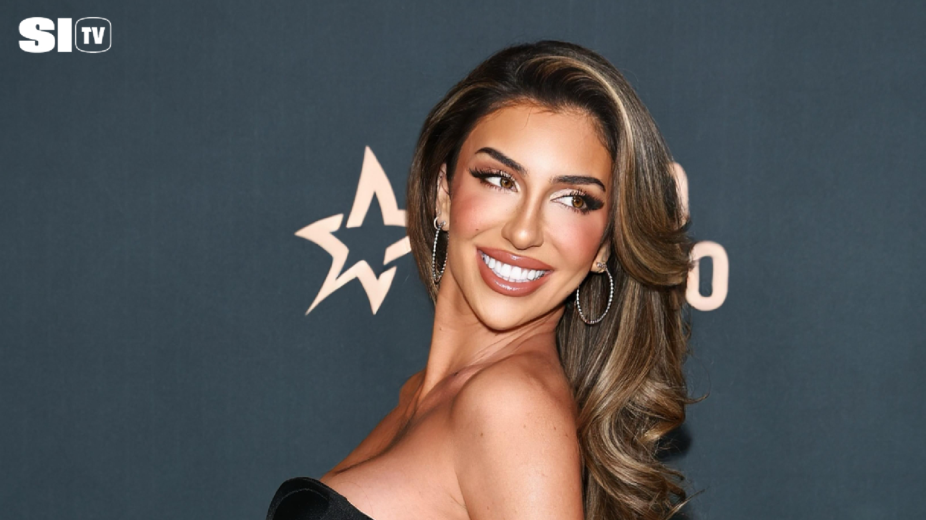 Lauren Blake Talks DAZN, Misfits Boxing & Life on Camera
