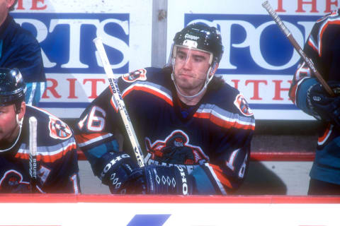 Isles superstar Ziggy Palffy should have been an Islander-for-Life, but financial issues and a poor on-ice product doomed that dream. 