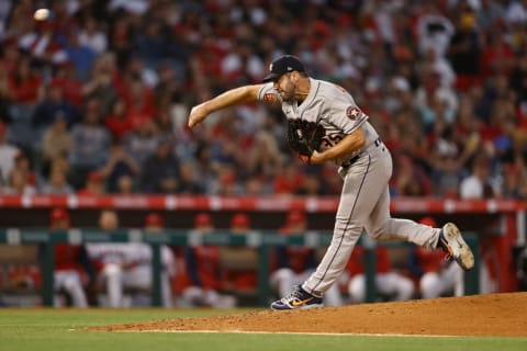 Houston Astros v Los Angeles Angels