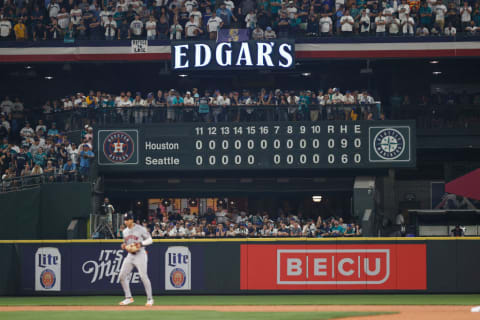 Division Series - Houston Astros v Seattle Mariners - Game Three