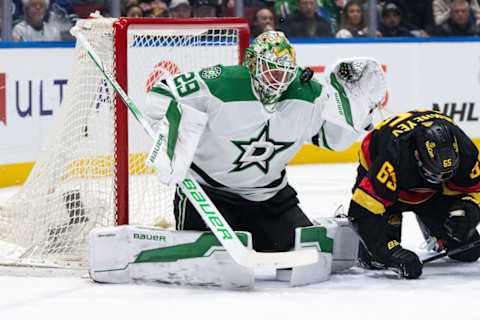 Dallas Stars v Vancouver Canucks