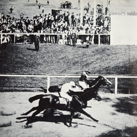 Salvator beats Tenny by a nose at New York's Sheepshead Bay Race Track in 1890.