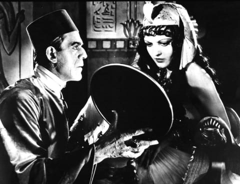 Boris Karloff and Zita Johann  in 'The Mummy' (1932).