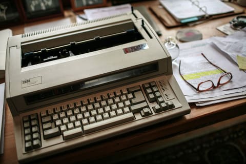 An electric typewriter like this one was used to communicate with ELIZA.