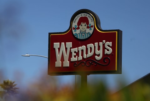 A Wendy's sign.