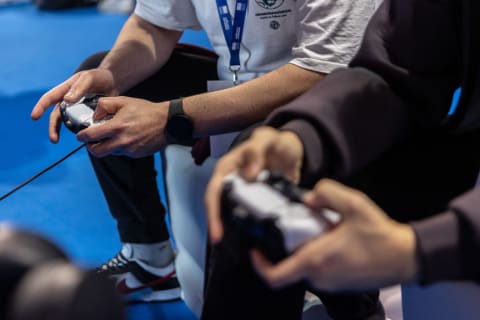 15 Surprising Benefits of Playing Video Games | Mental Floss