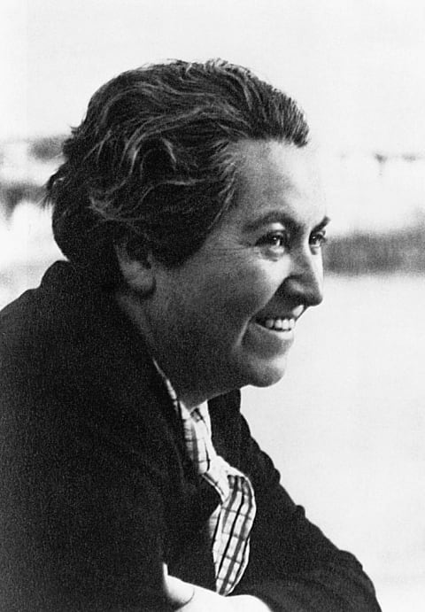 Gabriela Mistral.