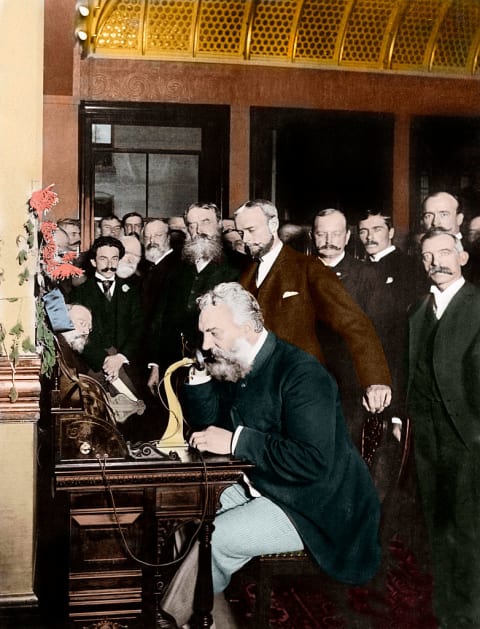 Alexander Graham Bell makes the first telephone call between New York and Chicago.