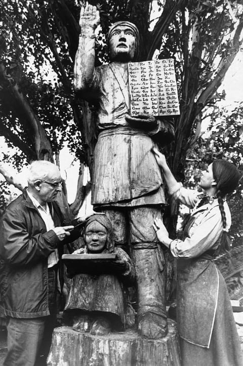 Redwood statue of Sequoyah.