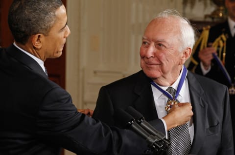 President Barack Obama presents Jasper Johns with the Medal of Freedom in 2010.