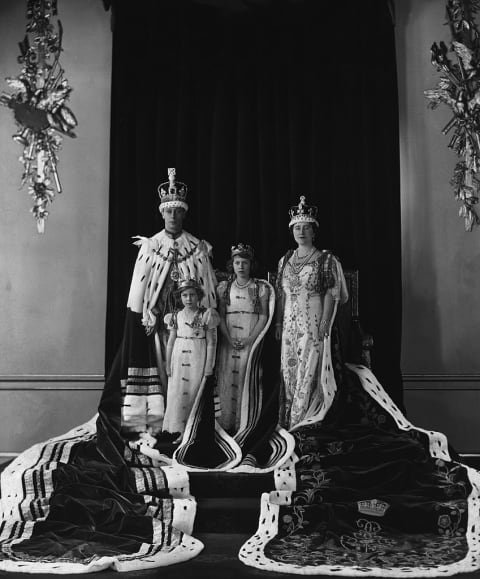 King George VI, Queen Elizabeth, Princesses Elizabeth, and Princess Margaret.