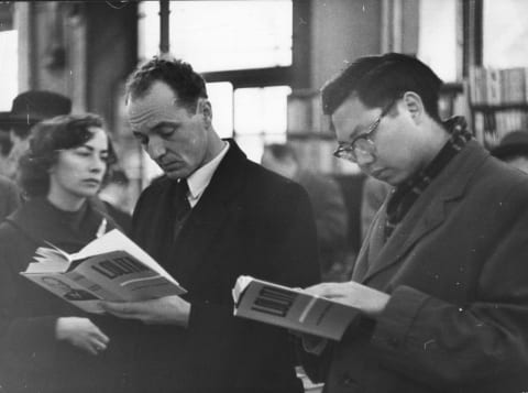 Customers at a London bookshop read the controversial bestseller ‘Lolita’ by Vladimir Nabokov in 1959.