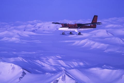 A Twin Otter plane, like the ones used on the Transglobe Expedition, on its way to the North Pole in 1983.