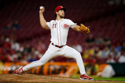 Cincinnati Reds relief pitcher Michael Lorenzen (21) throws a pitch in the eighth inning of the MLB