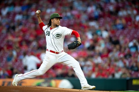 Cincinnati Reds starting pitcher Luis Castillo (58) pitches in the first inning of the MLB baseball