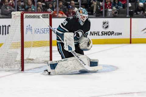  San Jose Sharks goaltender Mackenzie Blackwood (29) 