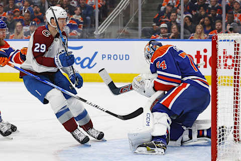 Edmonton Oilers goaltender Stuart Skinner (74)