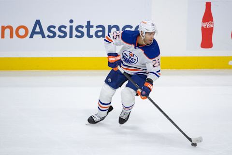 Edmonton Oilers defenseman Darnell Nurse (25)