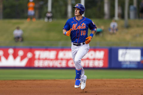 Mar 24, 2022; Port St. Lucie, Florida, USA; New York Mets right fielder Mark Canha (19) circles the