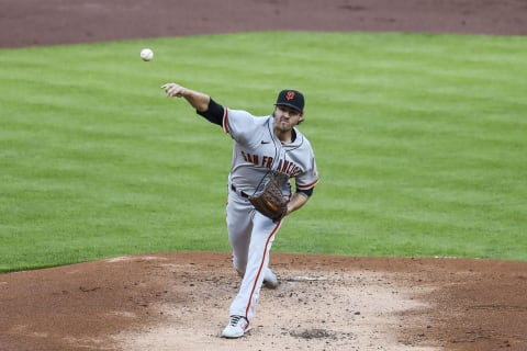 San Francisco Giants starting pitcher Kevin Gausman (34) throws a pitch against the Cincinnati Reds.