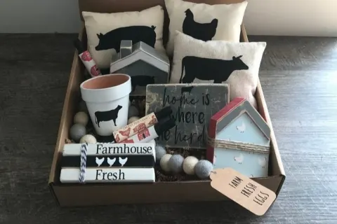 FayesAttic11 Box