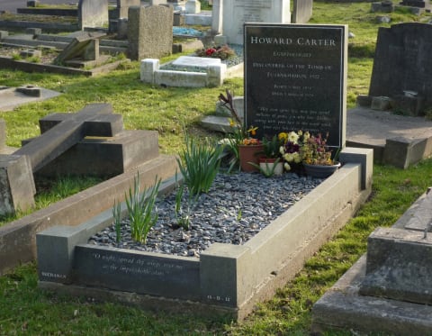 Howard Carter's grave in London's Putney Vale Cemetery.