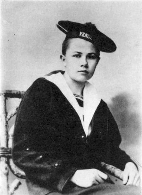 Isabelle Eberhardt dressed as a French sailor.