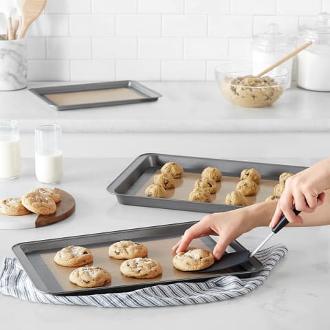 Amazon Basics Non-Stick Silicone Baking Mats, Pack of 2