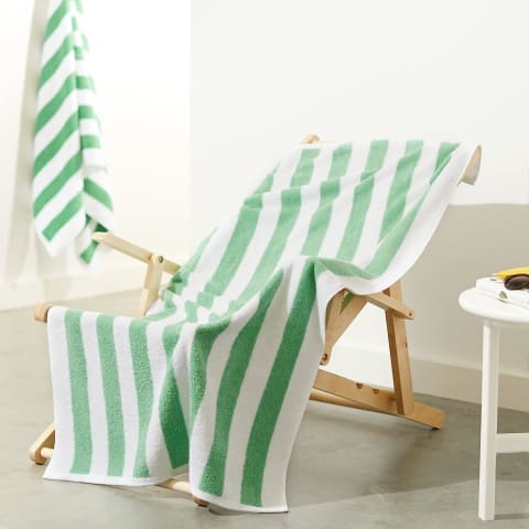 Amazon Basics Cabana Stripe Beach Towels