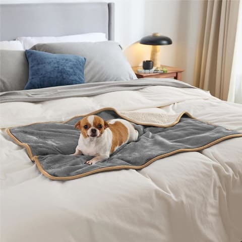 Bedsure Waterproof Pet Blanket