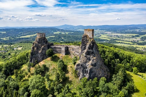 Trosky Castle