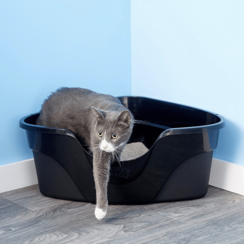 Nature’s Miracle Advanced High-Sided Corner Litter Box