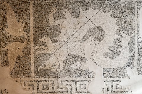 A floor mosaic depicting Scylla, the possible antecedent of Filiko Teras.