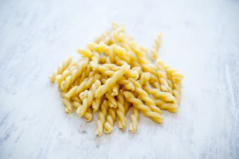 The name means twins, but ironically, it's made from just one pasta string. 