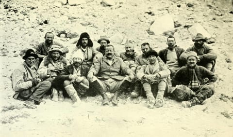 The 1922 expedition at base camp. Left to right, back row: Henry Morshead, Geoffrey Bruce, John Noel, Arthur Wakefield, Howard Somervell, John Morris, Teddy Norton. Left to right, front row: George Mallory, George Finch, Tom Longstaff, Charles Bruce, Bill Strutt, Colin Crawford.