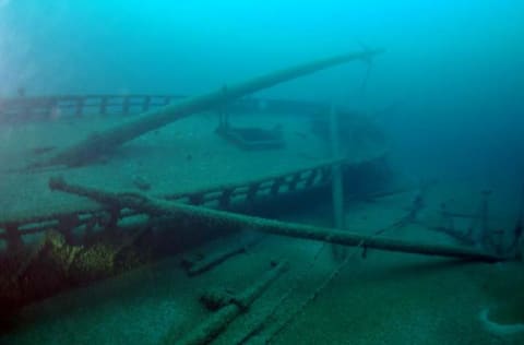 Trading vessels like the 95-foot long schooner ‘Gallinipper’ linked Wisconsin coastal cities with distant markets in the 1830s and 1840s, fueling local and regional economies.