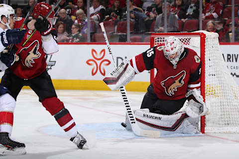 Goaltender Darcy Kuemper #35 of the Arizona Coyotes makes a save on a Florida Panthers shot. (Photo by Christian Petersen/Getty Images)