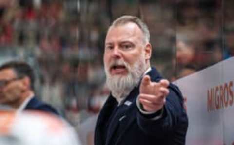 LAUSANNE, SWITZERLAND – SEPTEMBER 25: Head Coach Rikard Gronborg of ZSC Lions reacts during the Swiss National League game between Lausanne HC and ZSC Lions at Vaudoise Arena on September 25, 2022 in Lausanne, Switzerland. (Photo by RvS.Media/Monika Majer/Getty Images)