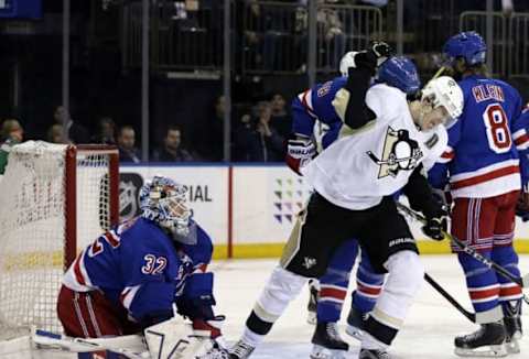 Apr 21, 2016; New York, NY, USA; Pittsburgh Penguins center Evgeni Malkin (71) after scoring the Penguins fifth goal against the Rangers during the third period in game four of the first round of the 2016 Stanley Cup Playoffs at Madison Square Garden. Mandatory Credit: Adam Hunger-USA TODAY Sports