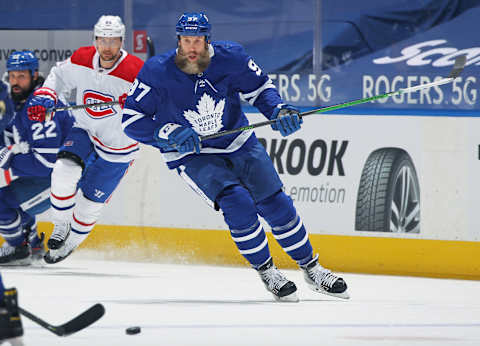 TORONTO, ON – APRIL 7: Joe Thornton #97 of the Toronto Maple Leafs . (Photo by Claus Andersen/Getty Images)