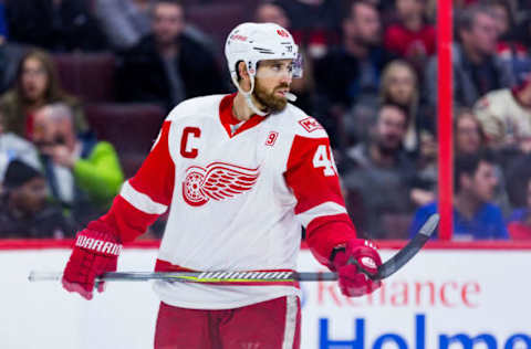 OTTAWA, ON – APRIL 04: Detroit Red Wings Center Henrik Zetterberg (40) waits for the faceoff during first period National Hockey League action between the Detroit Red Wings and Ottawa Senators on April 4, 2017, at Scotiabank Place in Ottawa, ON, Canada. (Photo by Richard A. Whittaker/Icon Sportswire via Getty Images)