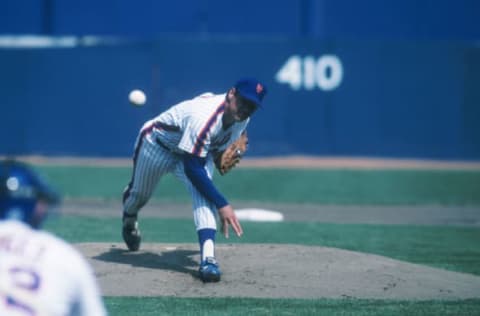 FLUSHING, NY – 1983: Tom Seaver #41 of the New York Mets pitches at Shea Stadium in Flushing, New York in 1983. (Photo by Focus On Sport/Getty Images)