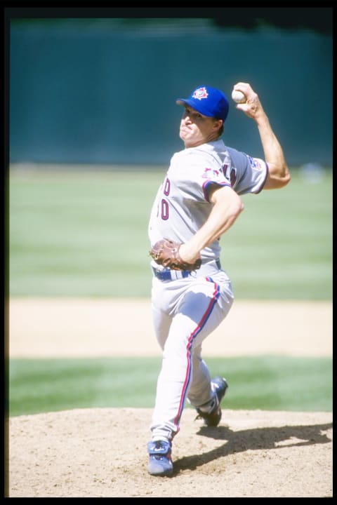 Mike Timlin, Blue Jays. Mandatory Credit: Otto Greule Jr. /Allsport