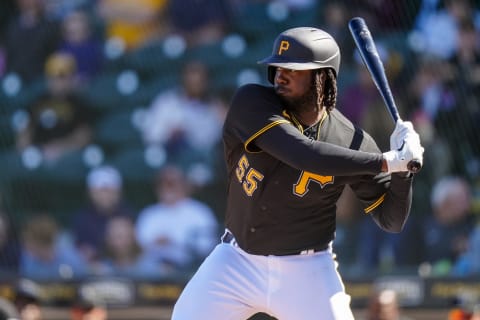 Josh Bell #55 of the Pittsburgh Pirates (Photo by Brace Hemmelgarn/Minnesota Twins/Getty Images)