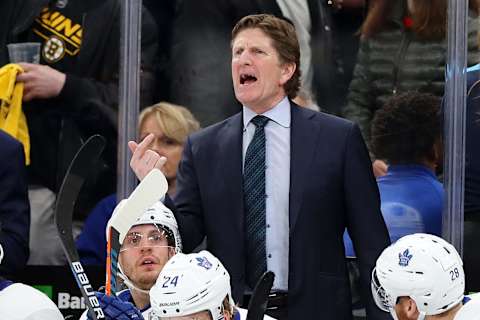 Head Coach Mike Babcock of the Toronto Maple Leafs directs his team (Photo by Maddie Meyer/Getty Images)