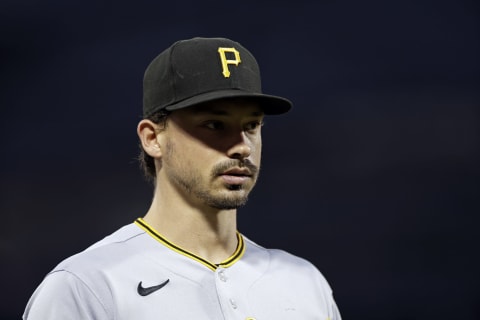 NEW YORK, NY – SEPTEMBER 17: Bryan Reynolds #10 of the Pittsburgh Pirates before the first inning against the New York Mets at Citi Field on September 17, 2022 in the Queens borough of New York City. (Photo by Adam Hunger/Getty Images)