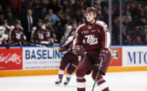 Mason McTavis, Peterborough Petes (Photo by Chris Tanouye/Getty Images)