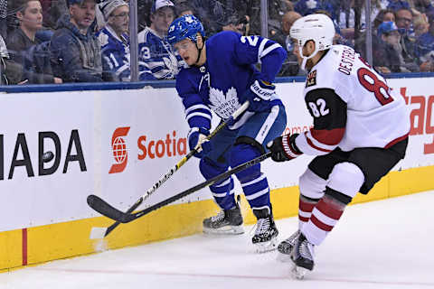 TORONTO, ON – JANUARY 20: Toronto Maple Leafs Right Wing William Nylander (29) and Arizona Coyotes Defenceman Jordan Oesterle (82) fight for the puck during the regular season NHL game between the Arizona Coyotes and Toronto Maple Leafs on January 20, 2019 at Scotiabank Arena in Toronto, ON. (Photo by Gerry Angus/Icon Sportswire via Getty Images)