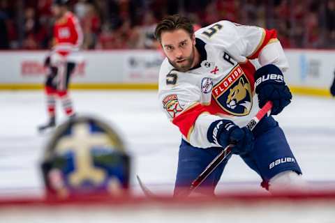 CHICAGO, IL – DECEMBER 23: Florida Panthers defenseman Aaron Ekblad (5) warms up prior to a game between the Florida Panthers and the Chicago Blackhawks on December 23, 2018, at the United Center in Chicago, IL. (Photo by Patrick Gorski/Icon Sportswire via Getty Images)